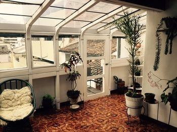 Hotel Los Alpes 基多 外观 照片